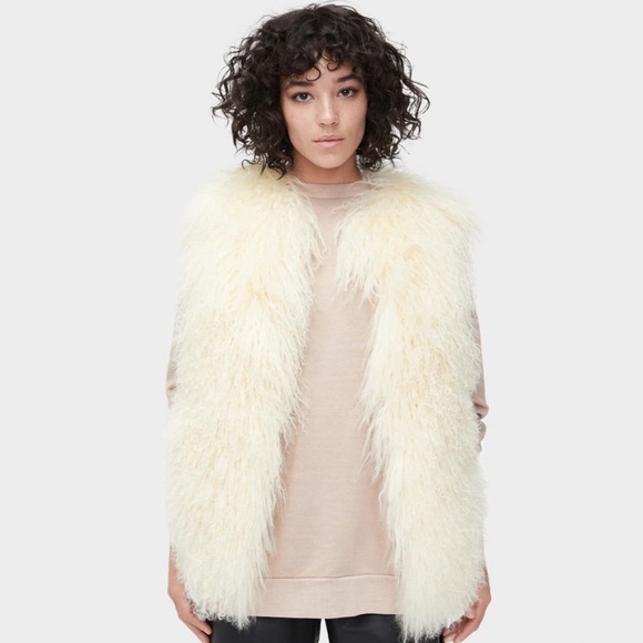 UGG Sheepskin Vest - Picture 5 of 6
